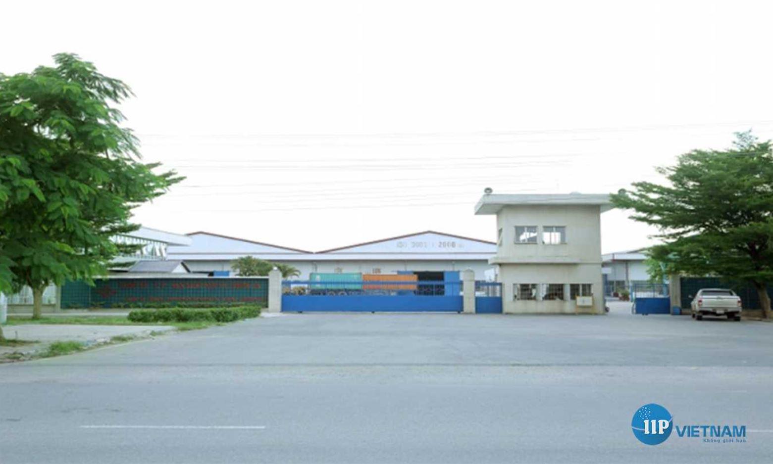 Nhà máy xí nghiệp bên trong khu công nghiệp Nhơn Trạch 2 